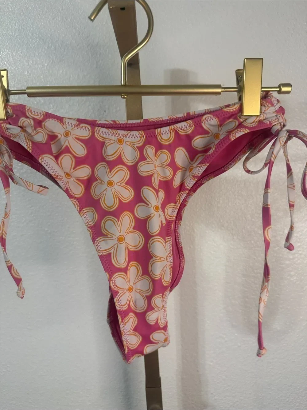 LA Hearts- Pink Floral Tie-Side Bikini set- size Small/XS